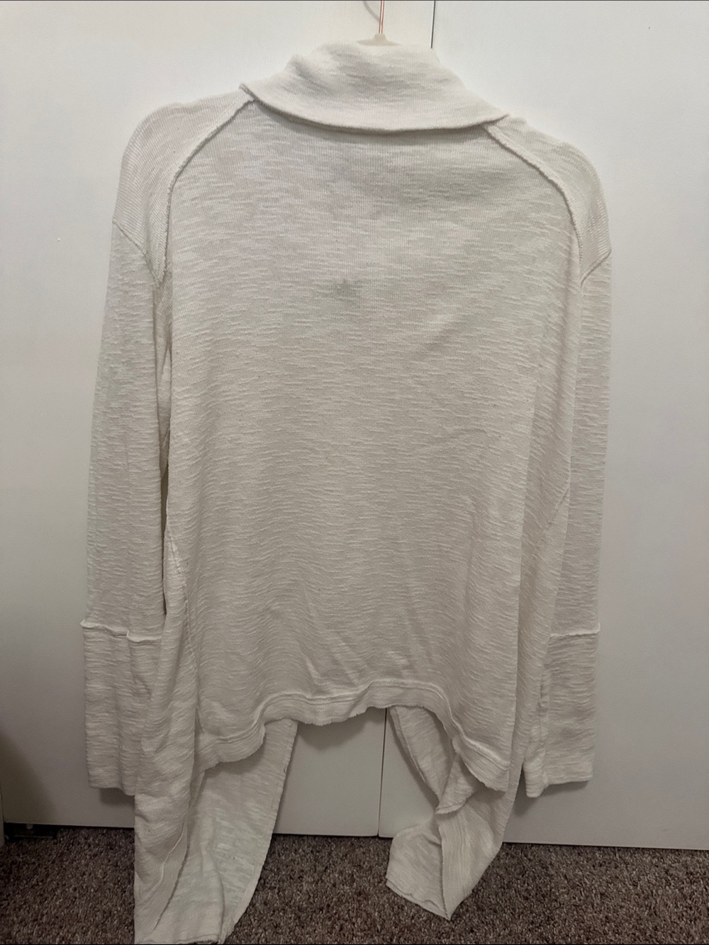 We The Free Split Back Turtle Neck Sweater in White, Size Large